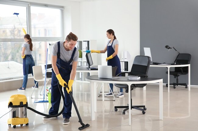 PureEco Clean - Servicii profesionale de curatenie ecologica